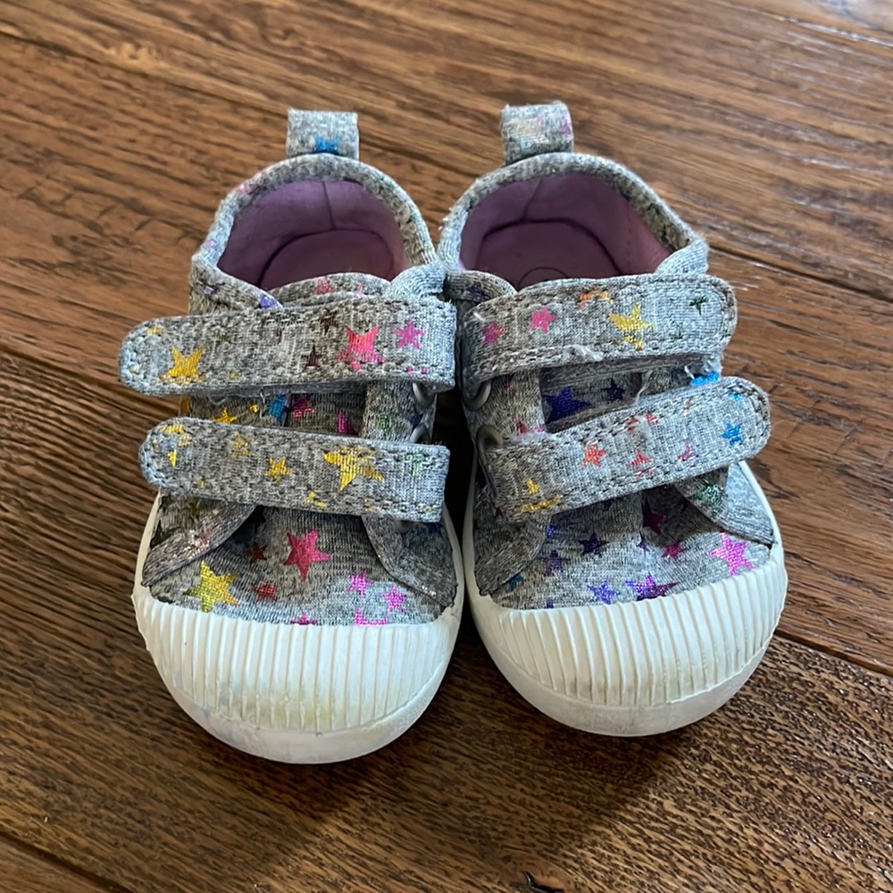 Toddler shoes